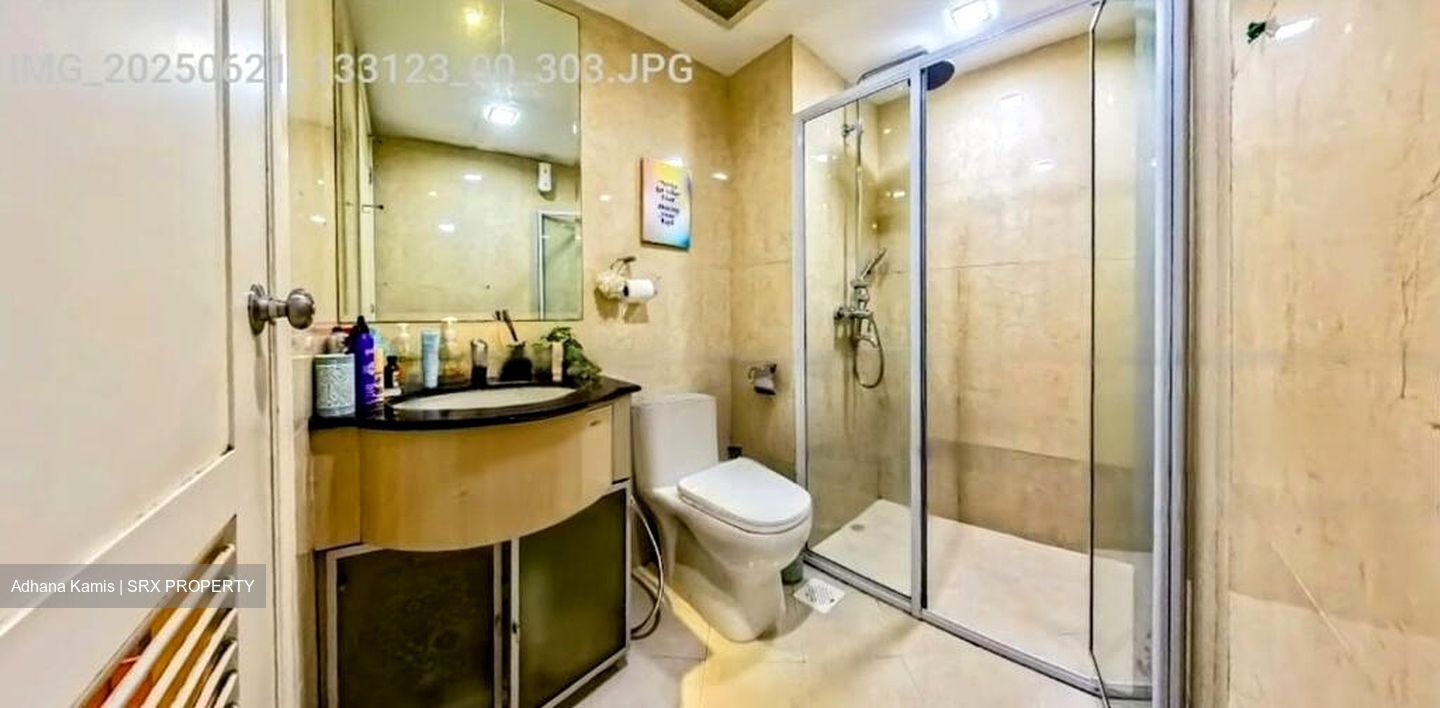 Expo Drive (D16), Terrace #486130511